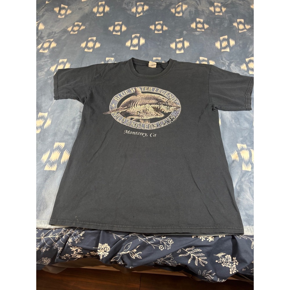 Gildan Ultra Cotton Blue Water Legends Shark T-Shirt Monterey CA Black Large